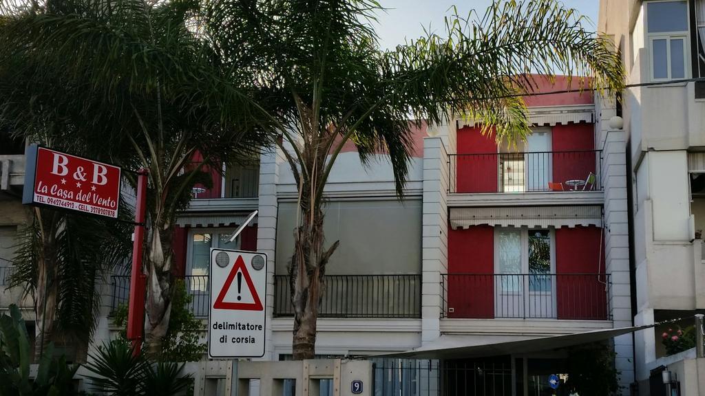 Casa Del Vento Acomodação com café da manhã Roccalumera Exterior foto